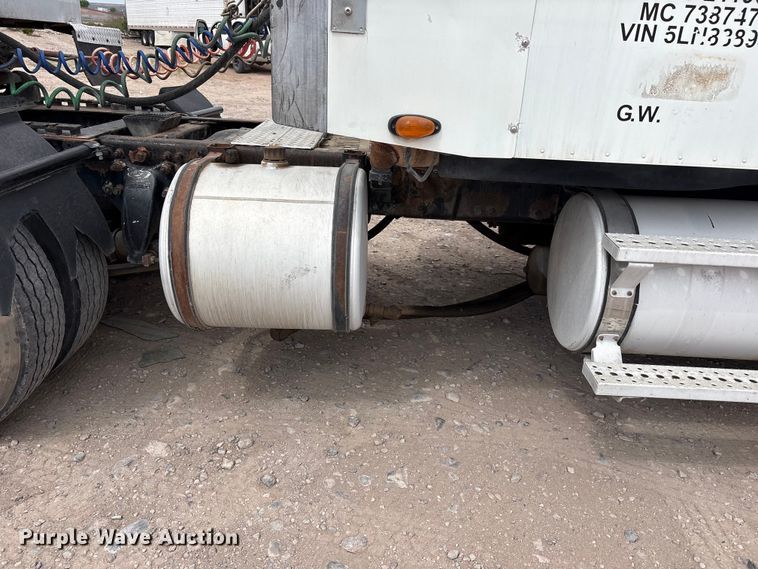 image for item FC2197 2005 Freightliner CST120 semi truck