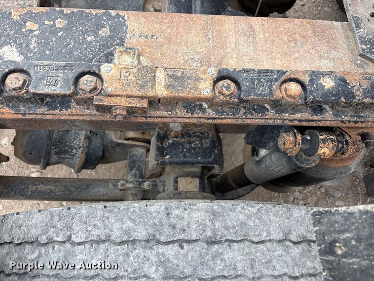 image for item FC2197 2005 Freightliner CST120 semi truck