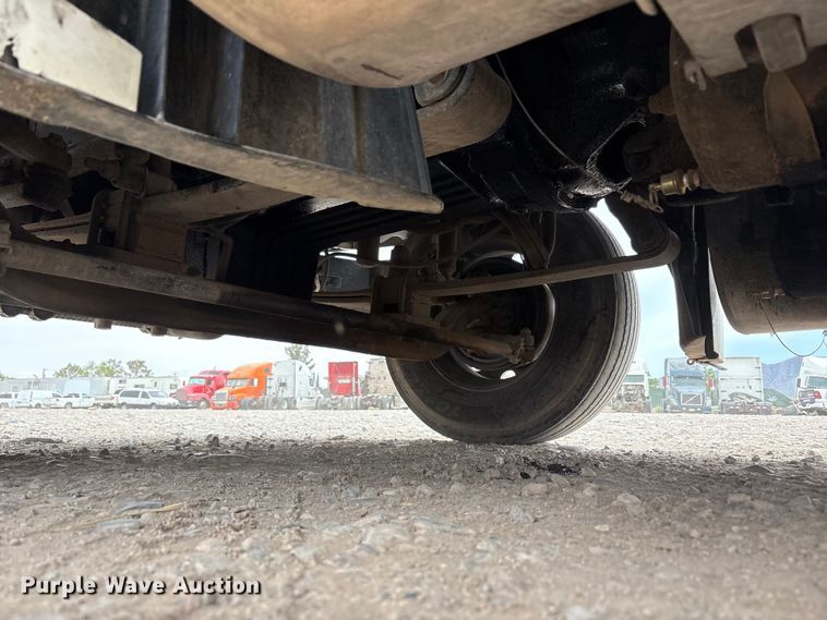 image for item FC2197 2005 Freightliner CST120 semi truck