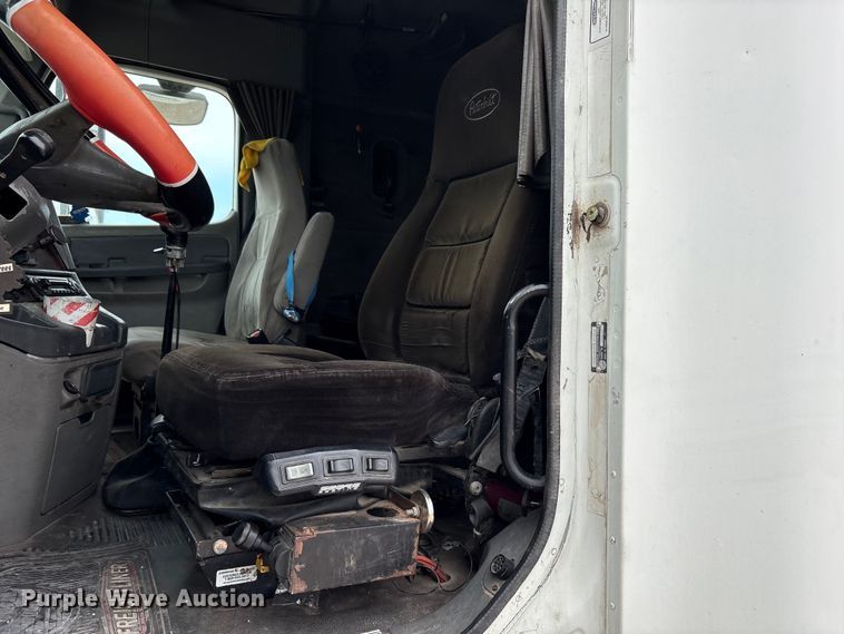 image for item FC2197 2005 Freightliner CST120 semi truck