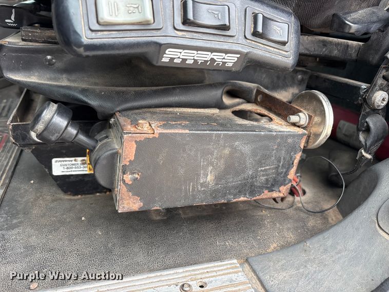 image for item FC2197 2005 Freightliner CST120 semi truck