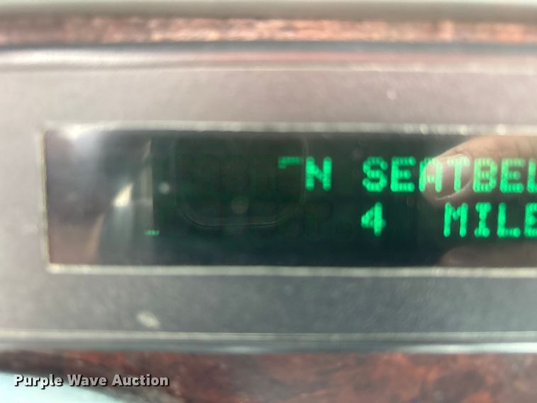 image for item FC2197 2005 Freightliner CST120 semi truck