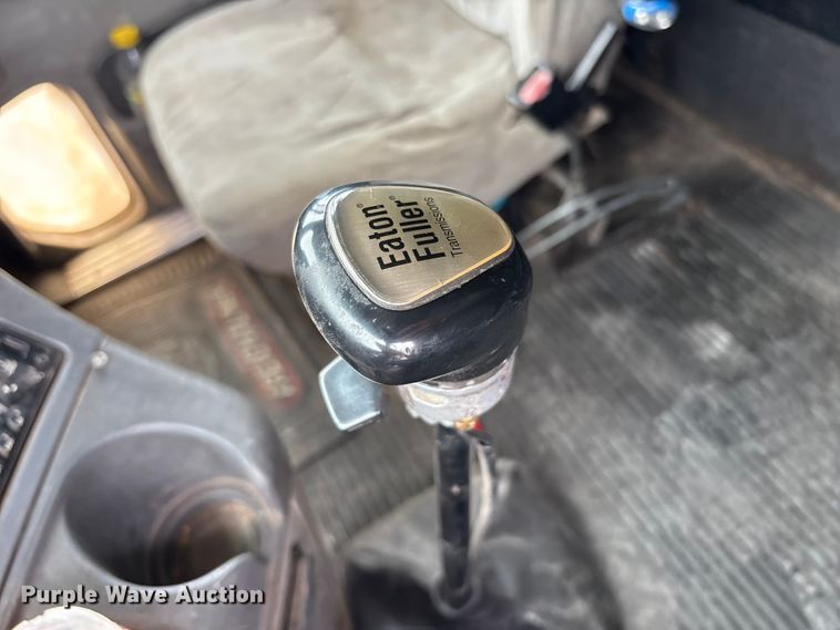 image for item FC2197 2005 Freightliner CST120 semi truck