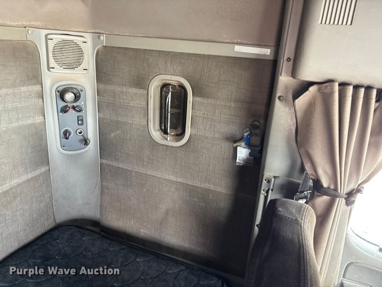 image for item FC2197 2005 Freightliner CST120 semi truck