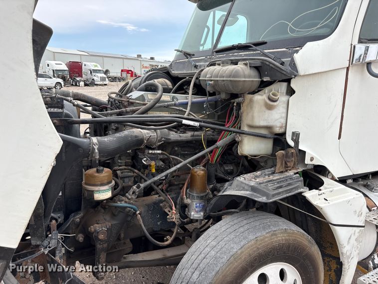 image for item FC2197 2005 Freightliner CST120 semi truck