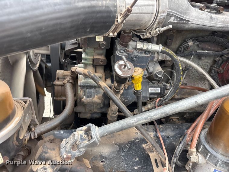 image for item FC2197 2005 Freightliner CST120 semi truck