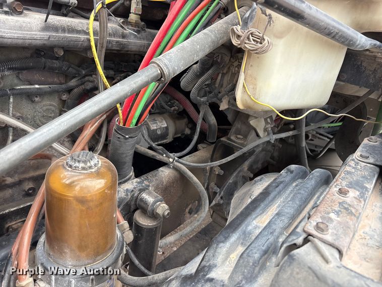 image for item FC2197 2005 Freightliner CST120 semi truck