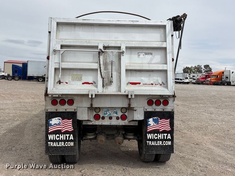 image for item FC2198 2003 Travis Body & Trailer Inc 39FT Travis T/102 end dump trailer