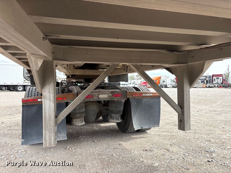 image for item FC2198 2003 Travis Body & Trailer Inc 39FT Travis T/102 end dump trailer