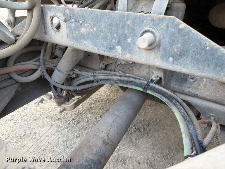 image for item FC3043 2007 Kenworth T800 semi truck