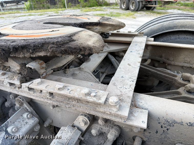 image for item FC3043 2007 Kenworth T800 semi truck