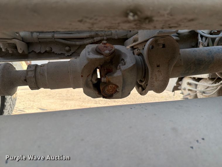 image for item FC3043 2007 Kenworth T800 semi truck