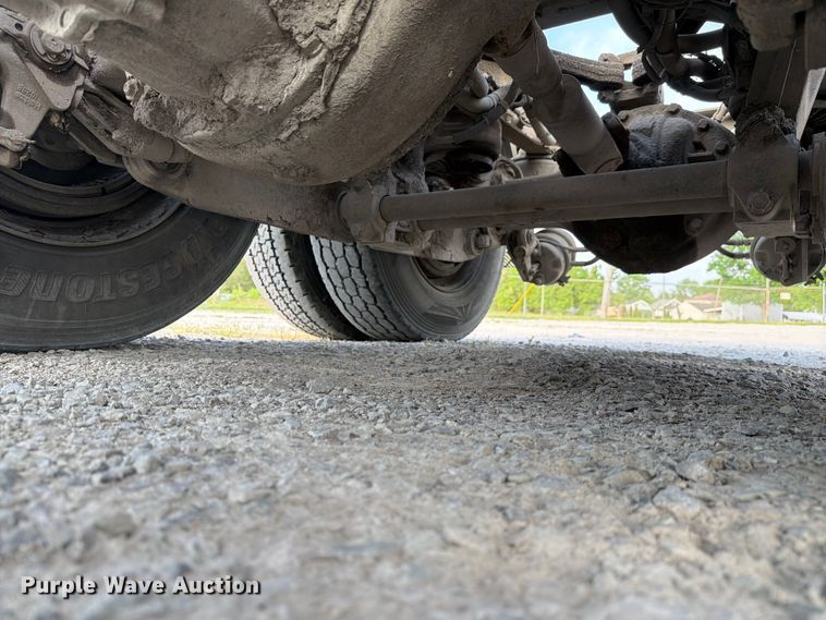 image for item FC3043 2007 Kenworth T800 semi truck