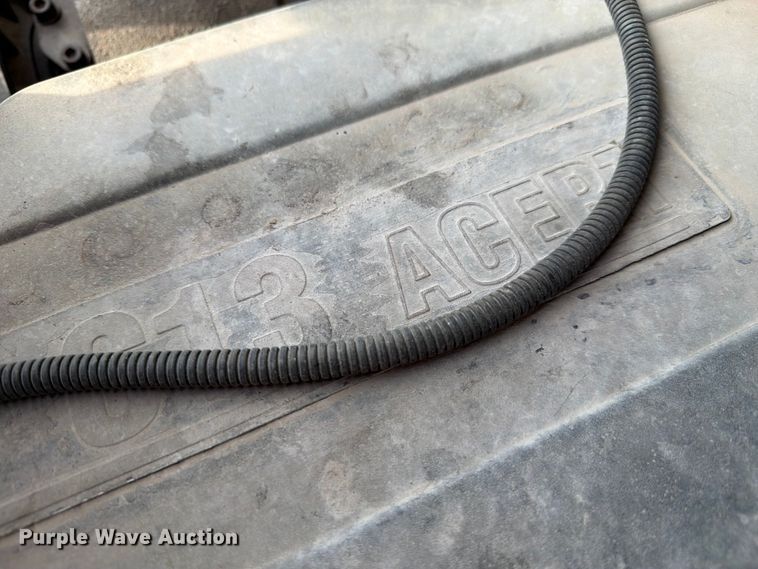 image for item FC3043 2007 Kenworth T800 semi truck