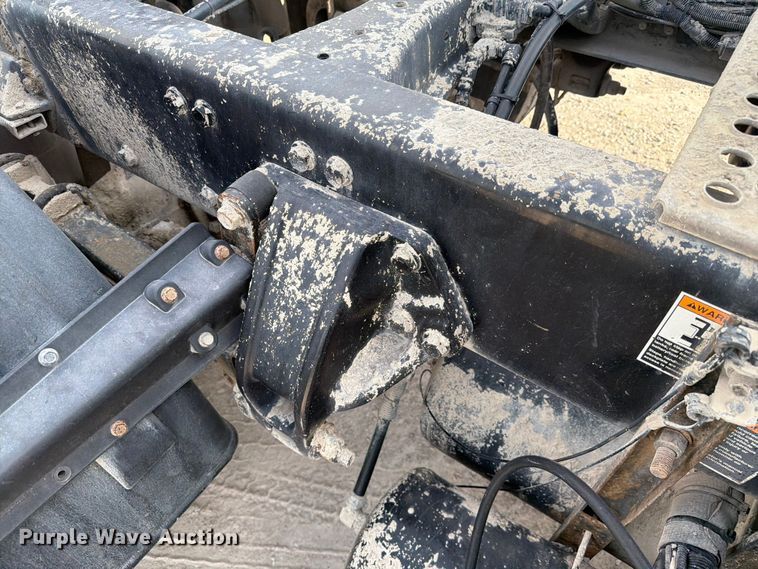 image for item FC3044 2016 Kenworth T880 semi truck