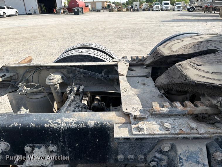 image for item FC3044 2016 Kenworth T880 semi truck