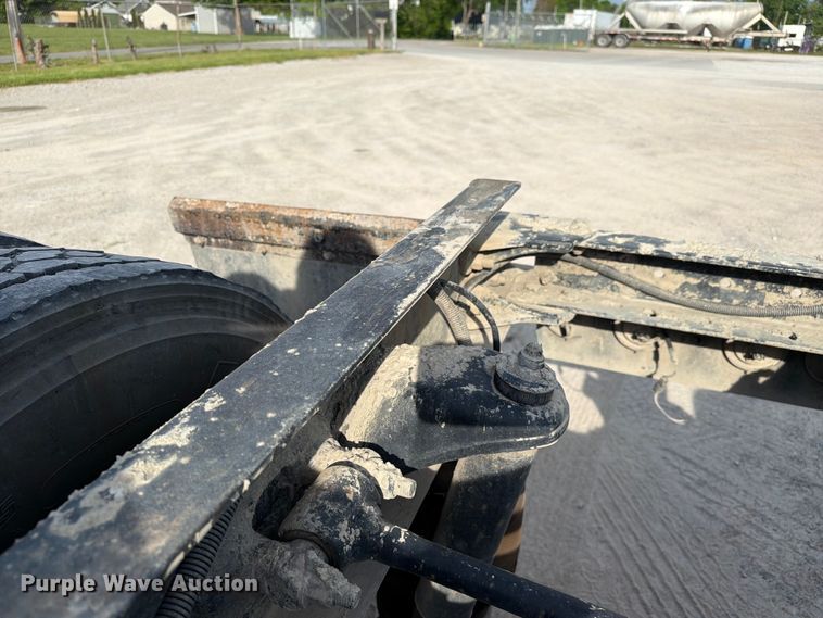 image for item FC3044 2016 Kenworth T880 semi truck