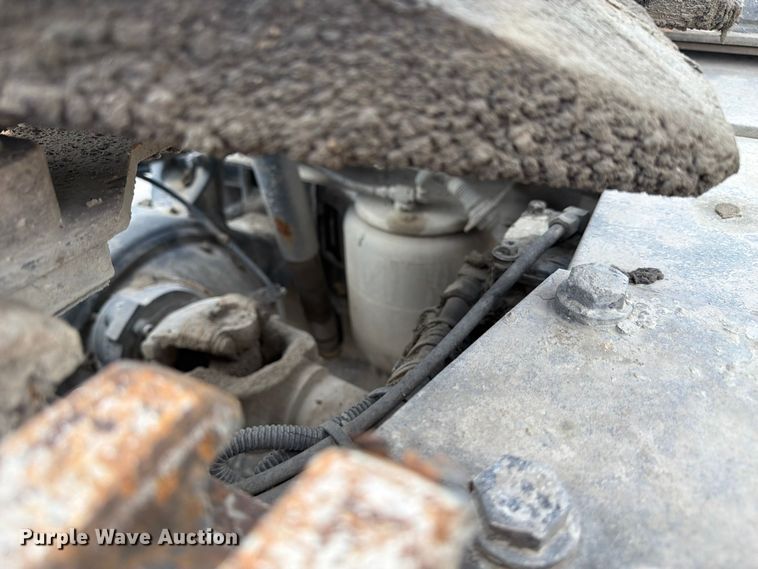 image for item FC3044 2016 Kenworth T880 semi truck