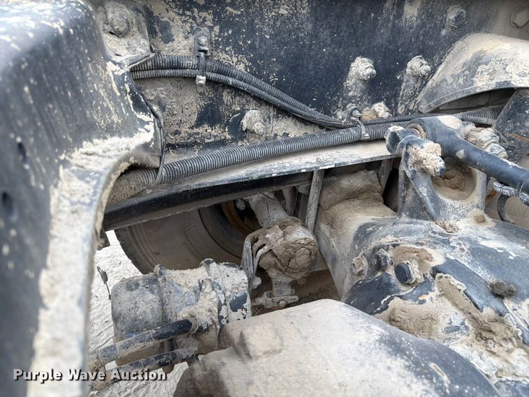 image for item FC3044 2016 Kenworth T880 semi truck