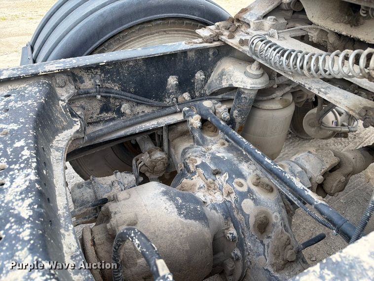 image for item FC3044 2016 Kenworth T880 semi truck