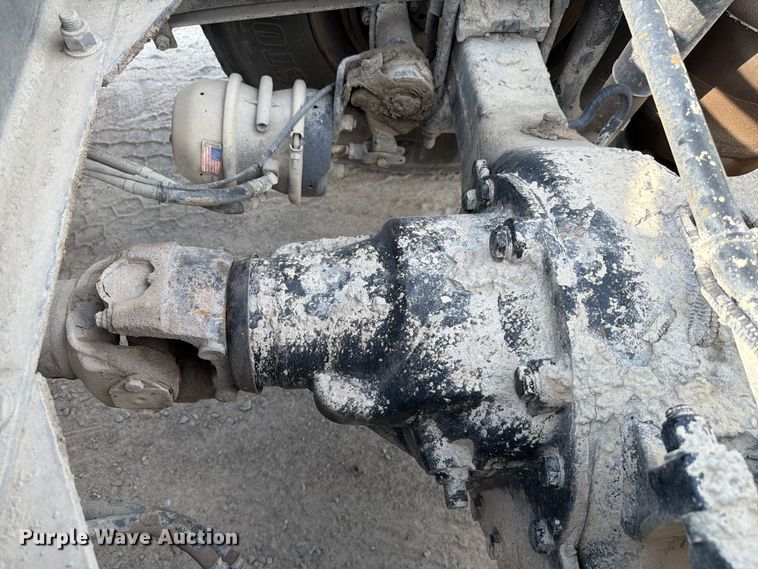 image for item FC3044 2016 Kenworth T880 semi truck