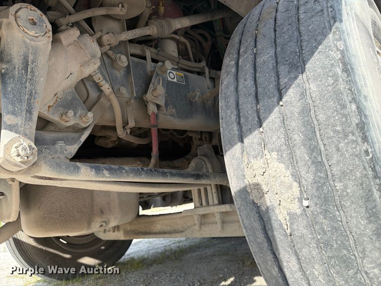 image for item FC3044 2016 Kenworth T880 semi truck