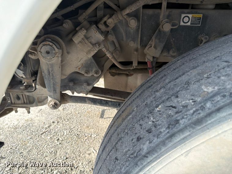 image for item FC3044 2016 Kenworth T880 semi truck