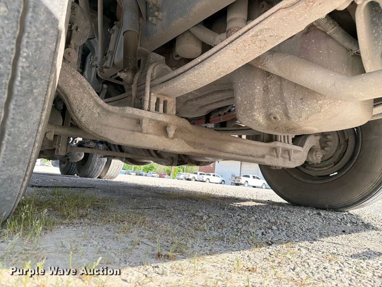 image for item FC3044 2016 Kenworth T880 semi truck