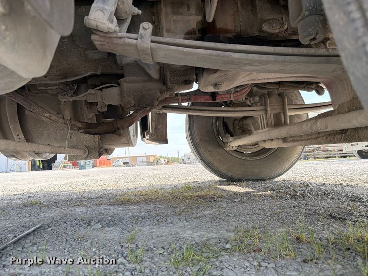 image for item FC3044 2016 Kenworth T880 semi truck