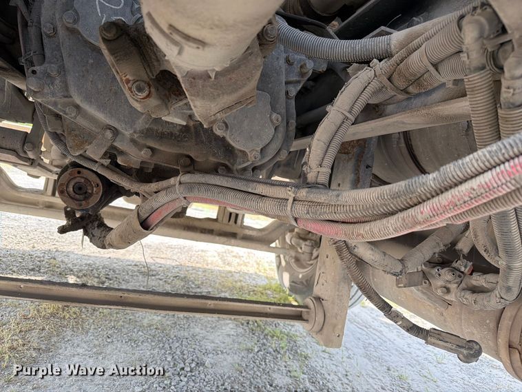 image for item FC3044 2016 Kenworth T880 semi truck