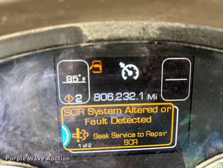 image for item FC3044 2016 Kenworth T880 semi truck