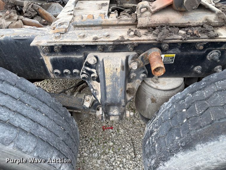 image for item FC3045 2016 Kenworth T880 semi truck