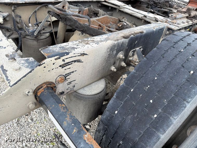 image for item FC3045 2016 Kenworth T880 semi truck