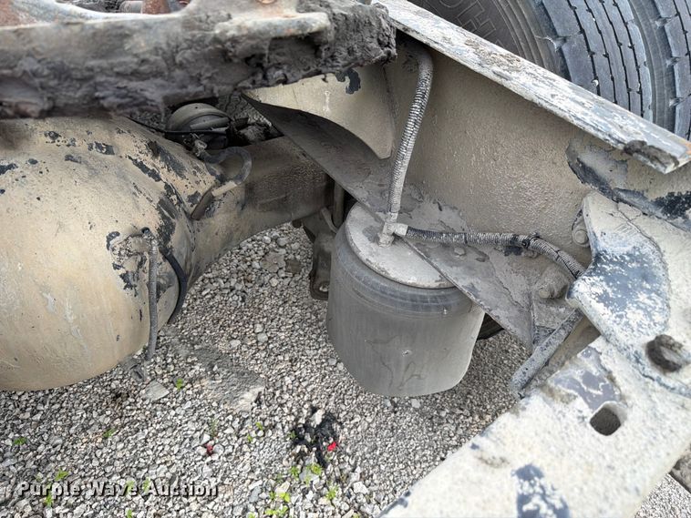 image for item FC3045 2016 Kenworth T880 semi truck