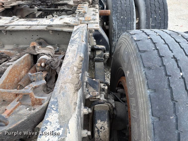 image for item FC3045 2016 Kenworth T880 semi truck