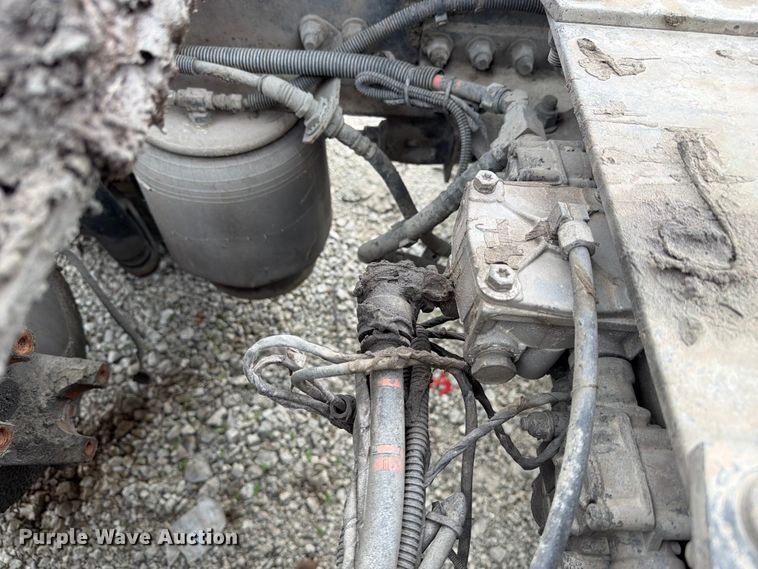 image for item FC3045 2016 Kenworth T880 semi truck