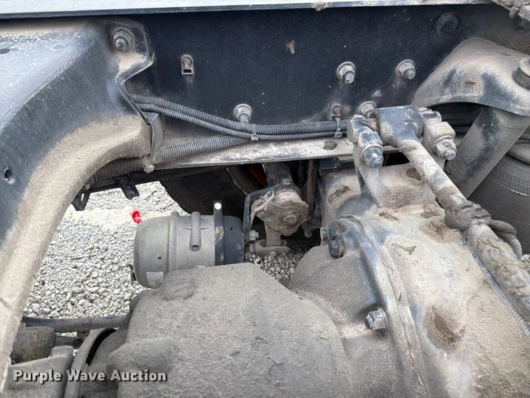 image for item FC3045 2016 Kenworth T880 semi truck