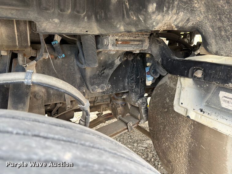 image for item FC3045 2016 Kenworth T880 semi truck