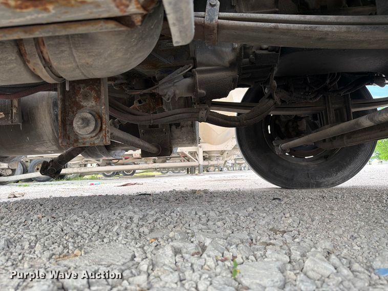 image for item FC3045 2016 Kenworth T880 semi truck