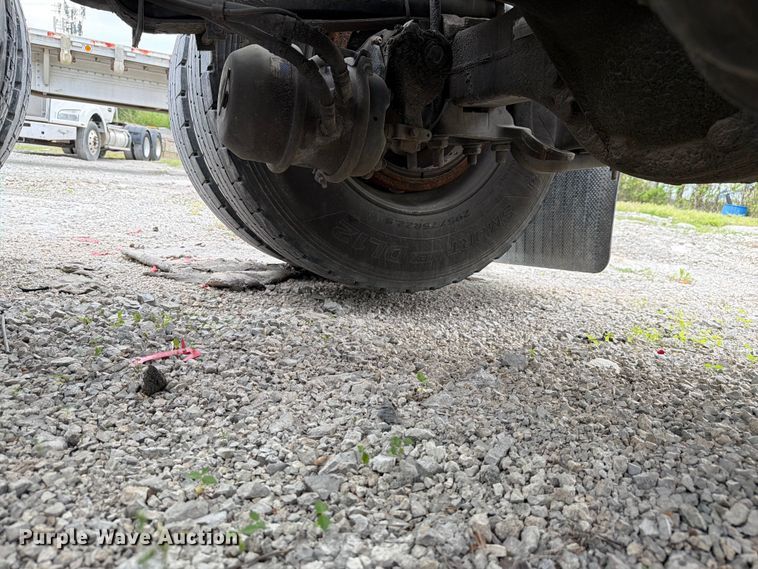 image for item FC3045 2016 Kenworth T880 semi truck