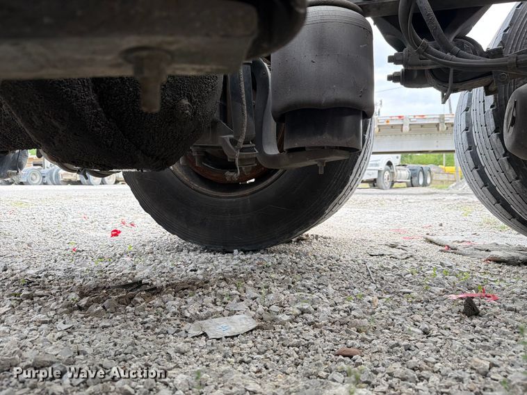 image for item FC3045 2016 Kenworth T880 semi truck