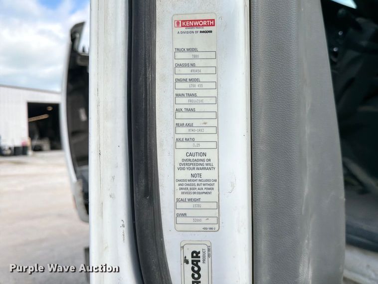 image for item FC3045 2016 Kenworth T880 semi truck