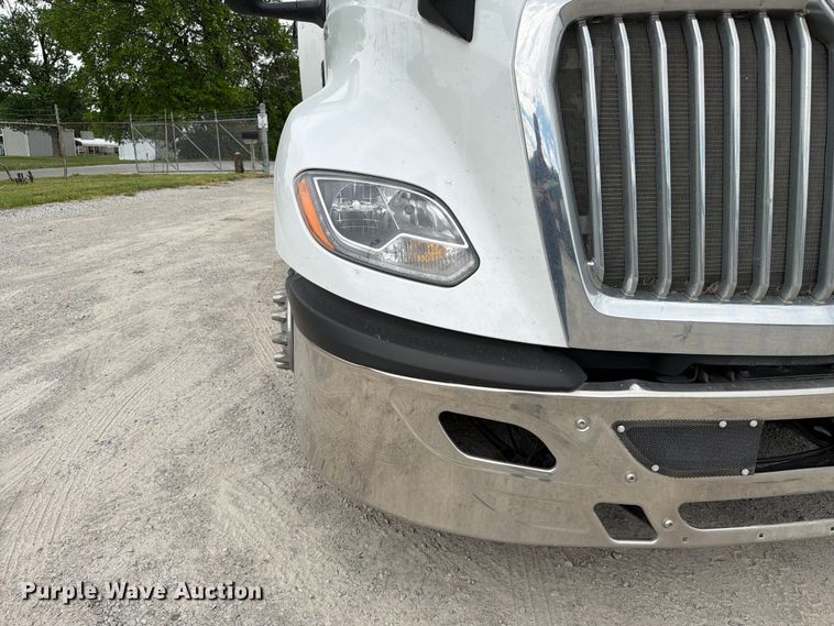 image for item FC3046 2020 International LT625 semi truck