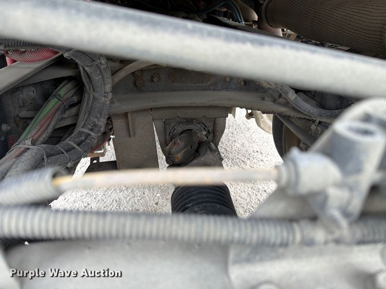 image for item FC3046 2020 International LT625 semi truck