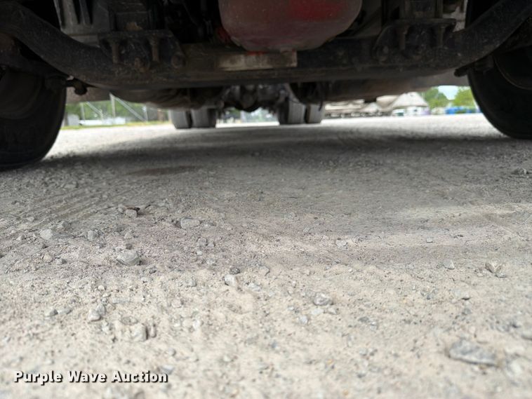 image for item FC3046 2020 International LT625 semi truck