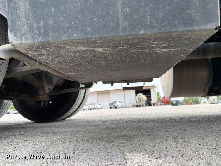 image for item FC3046 2020 International LT625 semi truck