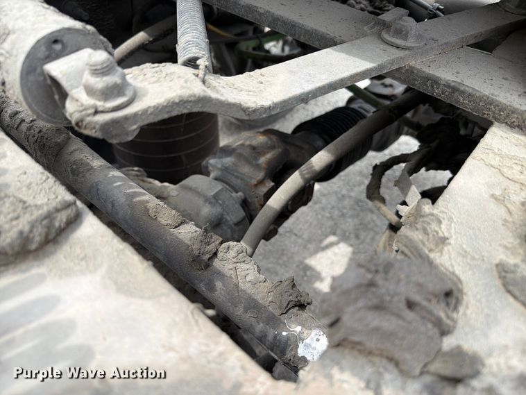 image for item FC3046 2020 International LT625 semi truck