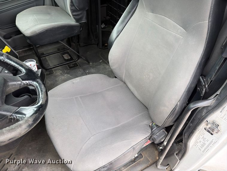 image for item FC3046 2020 International LT625 semi truck