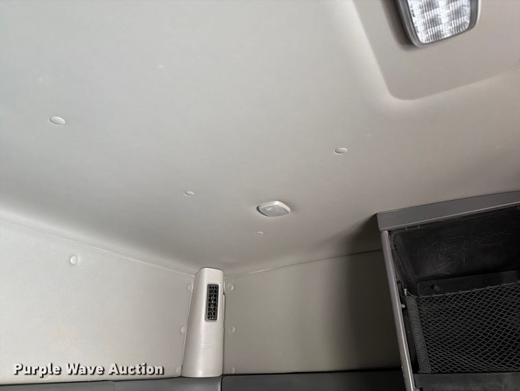 image for item FC3046 2020 International LT625 semi truck