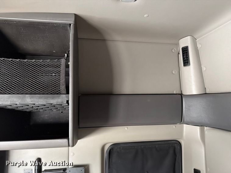 image for item FC3046 2020 International LT625 semi truck